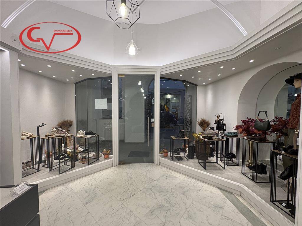 Immobile a Terranuova bracciolini in Piazza della Repubblica - Foto 3