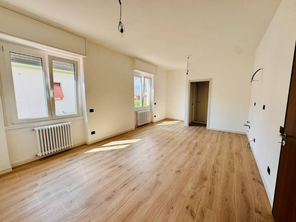 Appartamento a Triuggio in Via Giosuè Carducci, 12 - Foto 2