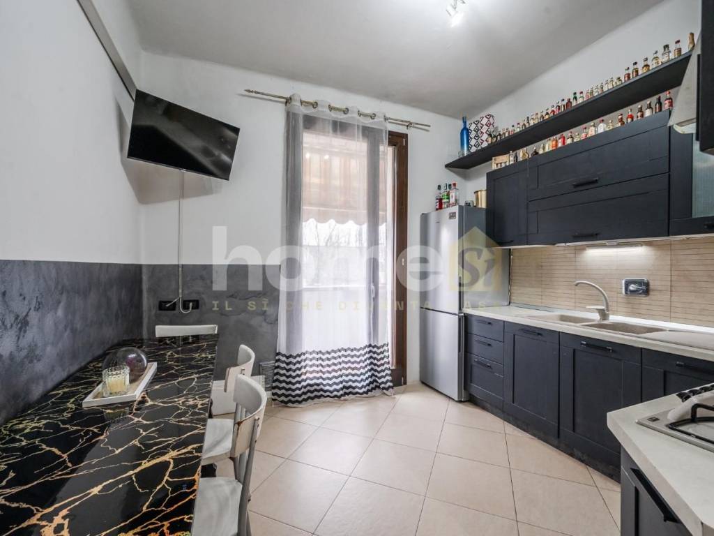 Appartamento a Novellara in Via V. Marchi, , 32 - Foto 5