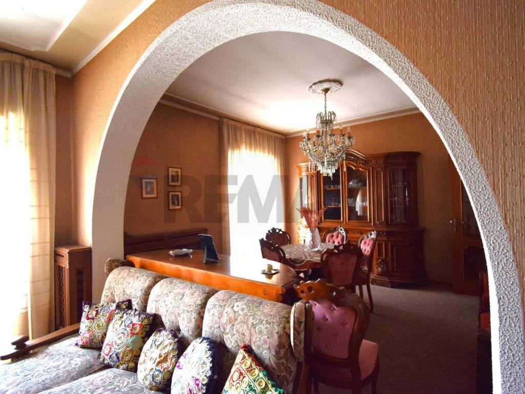 Appartamento a Borgo val di taro in Viale Martiri della Libertà, 63 - Foto 5