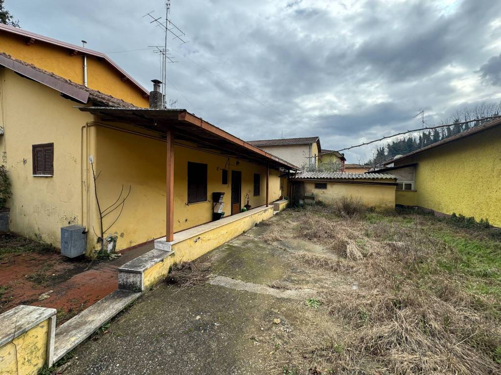 Villa a Valmontone in Via Sant'Anna - Foto 4