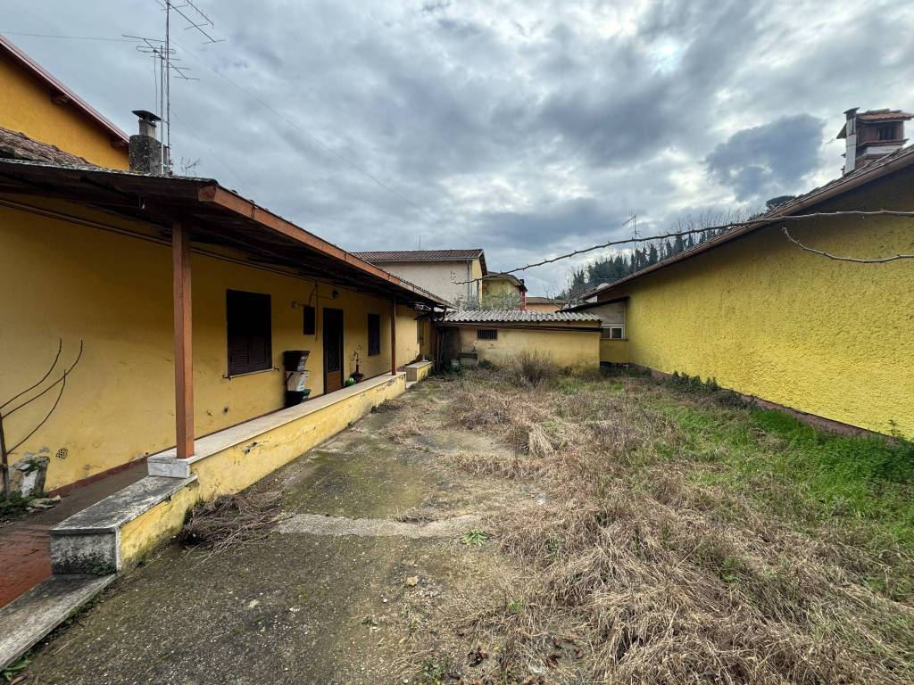 Villa a Valmontone in Via Sant'Anna - Foto 5