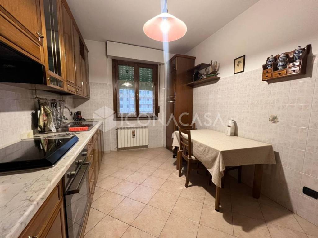 Appartamento a Monza in Via Giorgio De Chirico, 4 - Foto 2