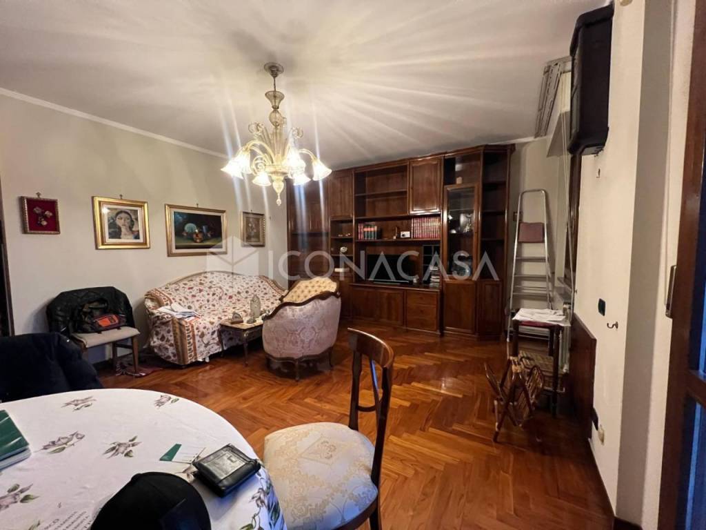 Appartamento a Monza in Via Giorgio De Chirico, 4 - Foto 5