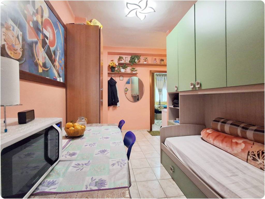 Appartamento a Baranzate in Via Gorizia, 42 - Foto 2