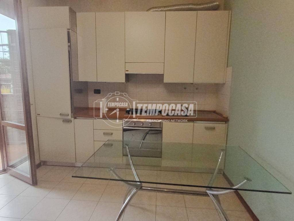 Appartamento a Cesate in Via Toce 97 - Foto 3