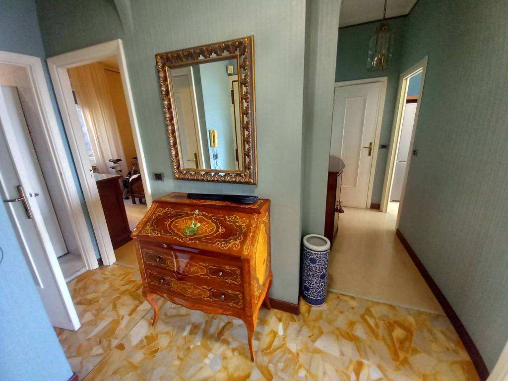 Appartamento a Genova in Via Gian Battista Monti, 52 - Foto 5