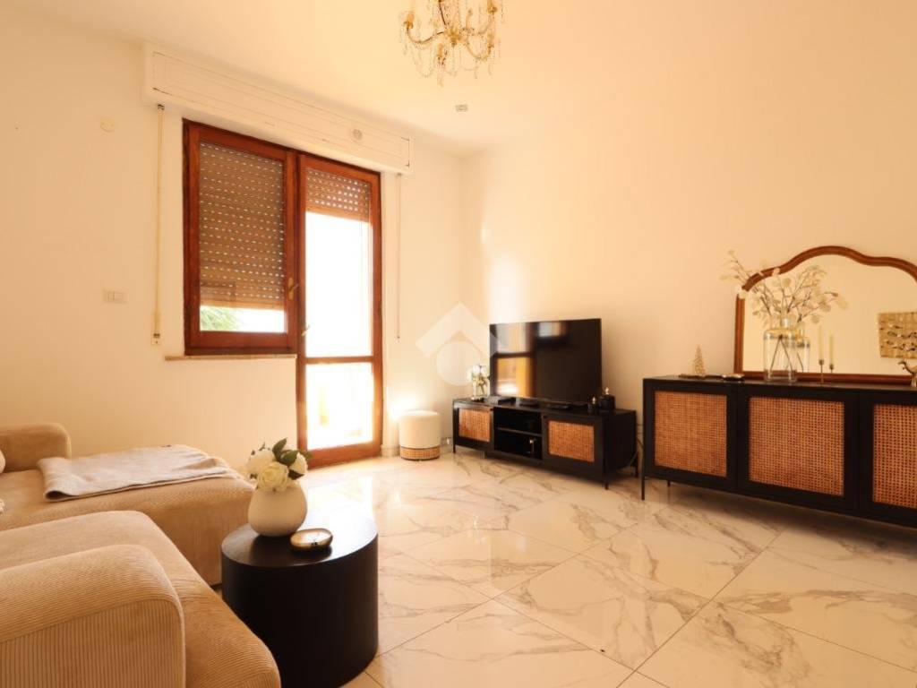 Appartamento a Alba adriatica in Via Duca d'Aosta, 7 - Foto 4