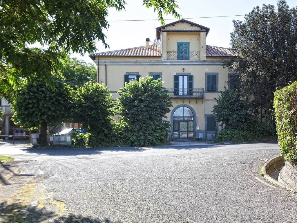 Appartamento a Montefiascone in Via Zepponami - Foto 2
