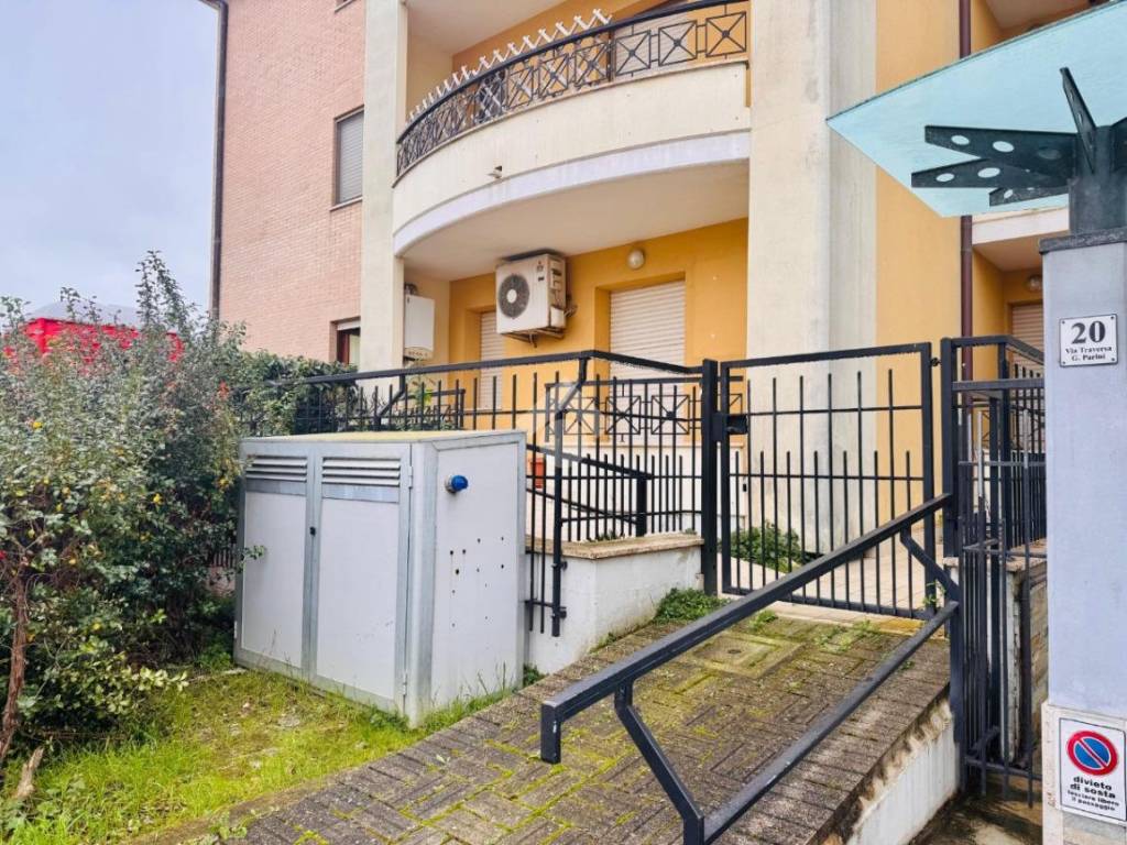 Appartamento a Giulianova in Traversa Parini - Foto 2