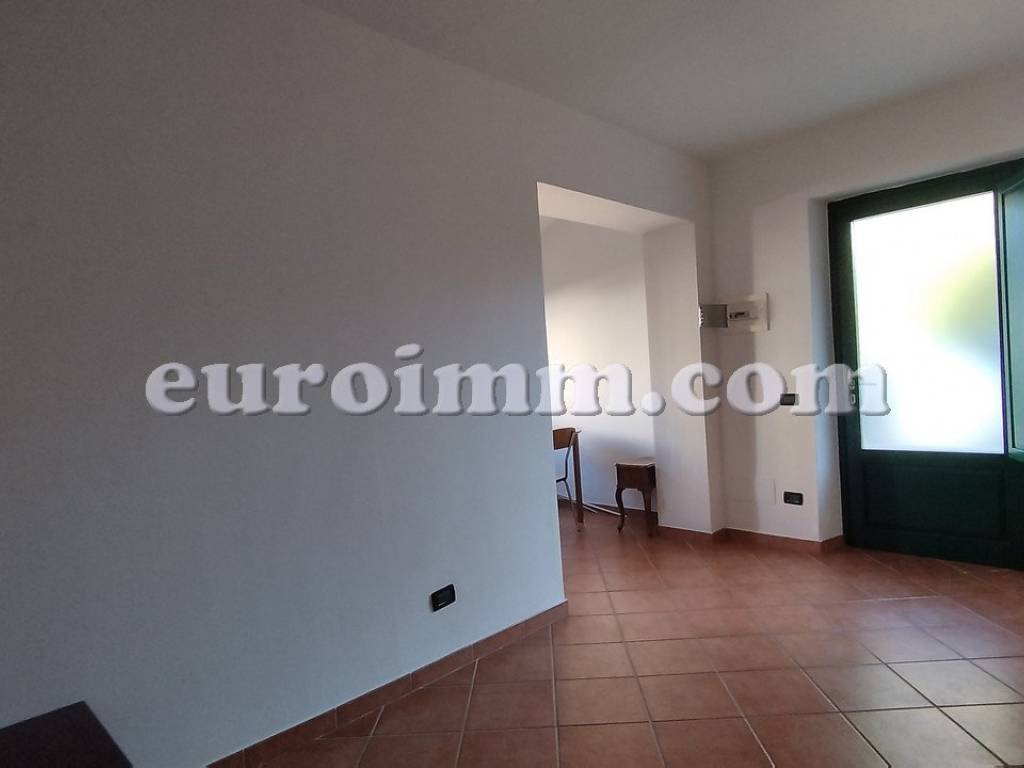 Casa indipendente a Lucca in Via della Chiesa IX, 384 - Foto 2