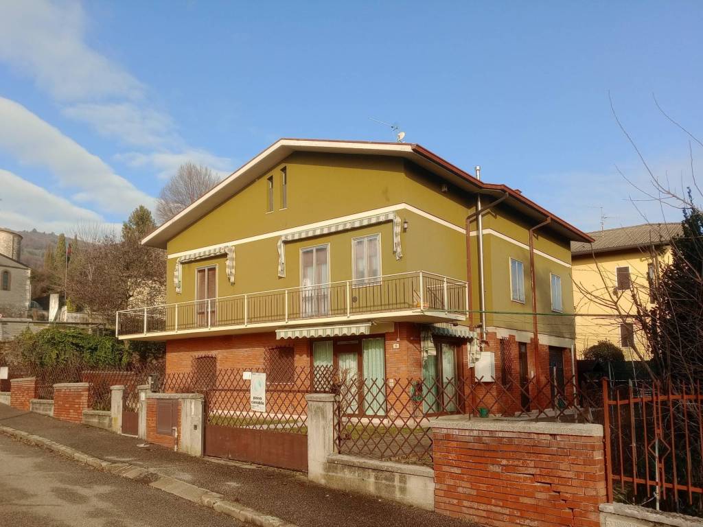 Villa a Verona in Via Contrada Grande, 18 - Foto 3