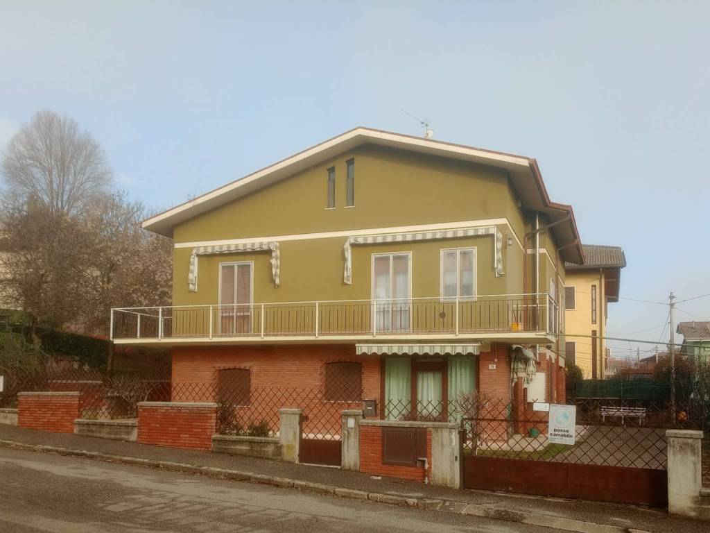 Villa a Verona in Via Contrada Grande, 18 - Foto 4