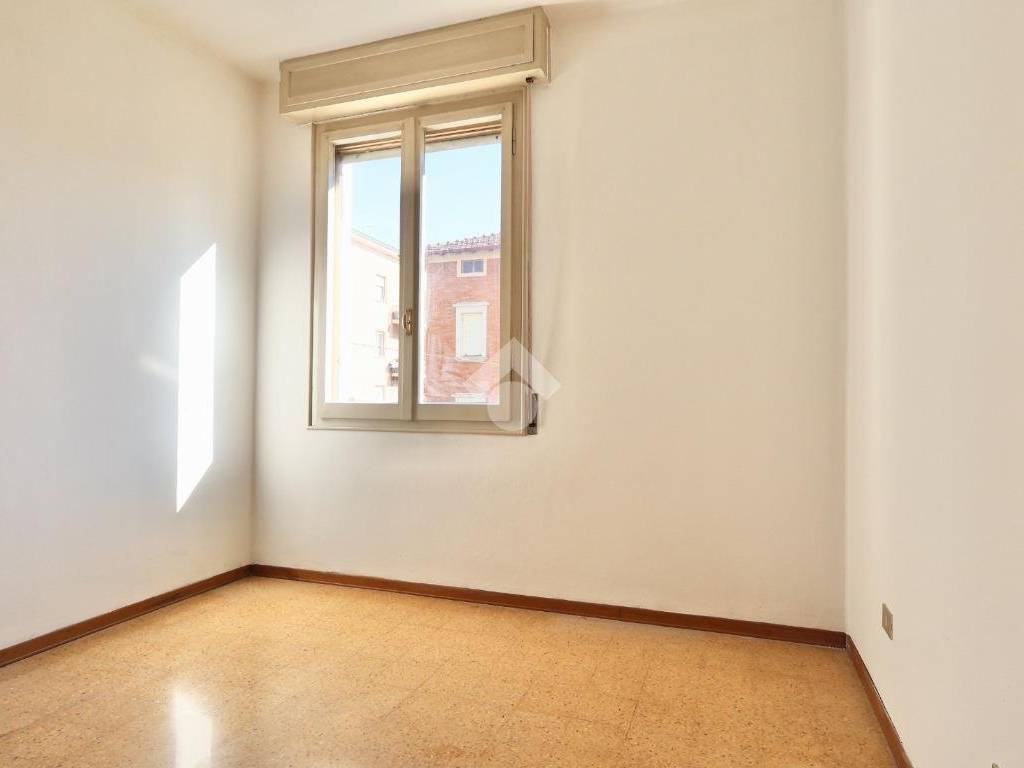 Appartamento a Reggio emilia in Via Col di Lana - Foto 5