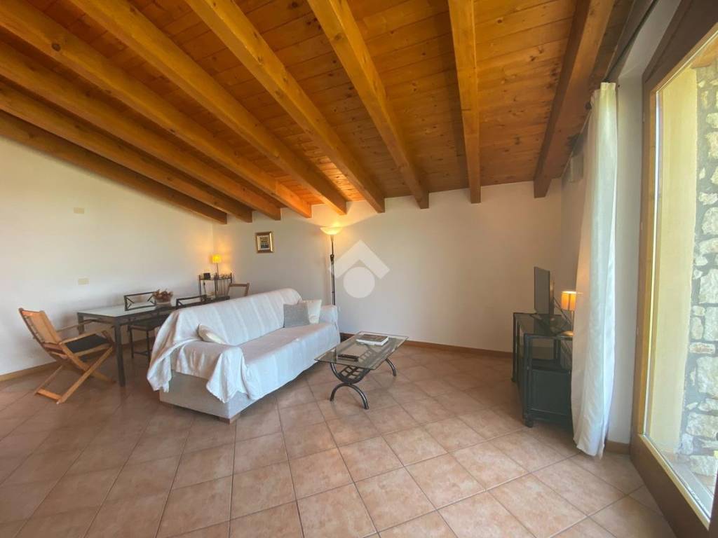 Appartamento a Caprino veronese in via monte baldo, 2 - Foto 4