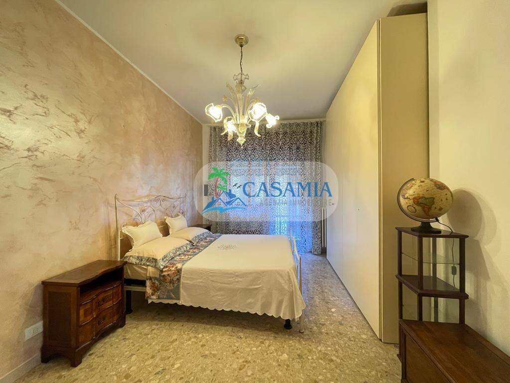 Appartamento a Grottammare in Via Ugo Foscolo - Foto 5