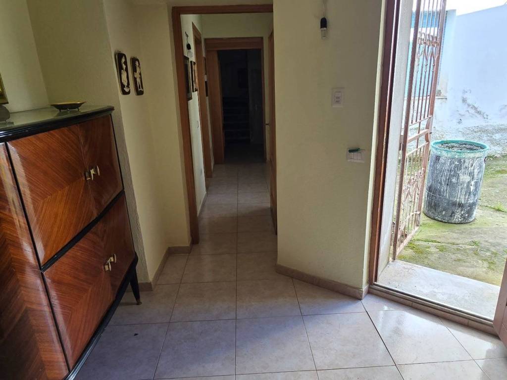 Casa indipendente a Nuoro in Via Massimo d'Azeglio - Foto 2