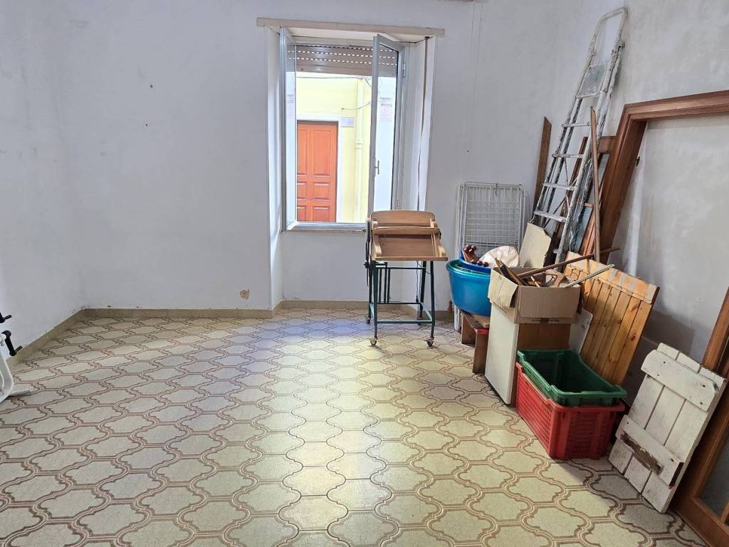 Casa indipendente a Nuoro in Via Massimo d'Azeglio - Foto 3