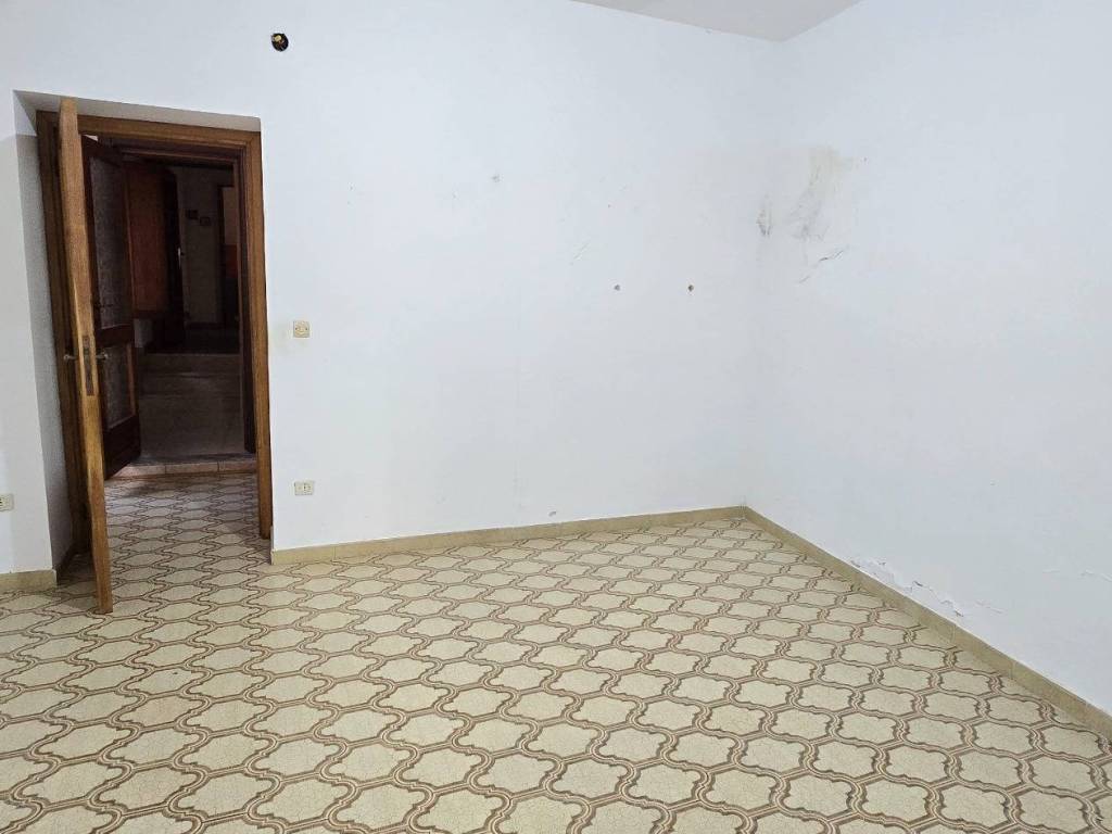 Casa indipendente a Nuoro in Via Massimo d'Azeglio - Foto 4