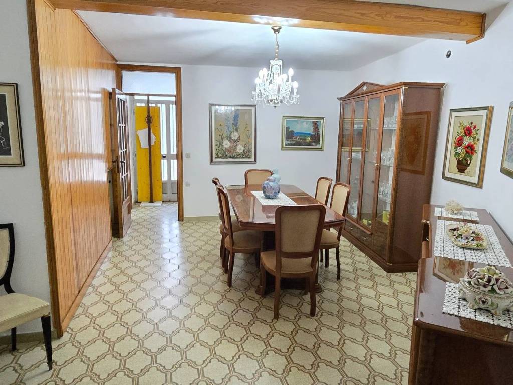 Casa indipendente a Nuoro in Via Massimo d'Azeglio - Foto 5