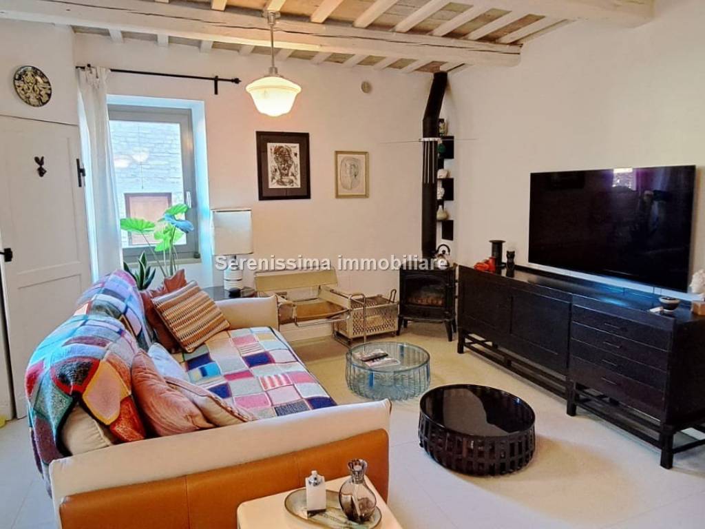 Casa indipendente a Vallefoglia in Via delle Mura - Foto 2