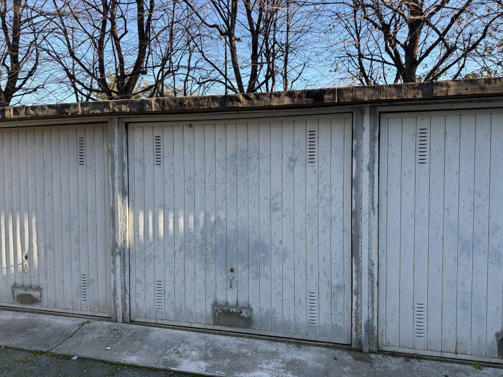 Box / garage a Rivoli in Via Urbino - Foto 3