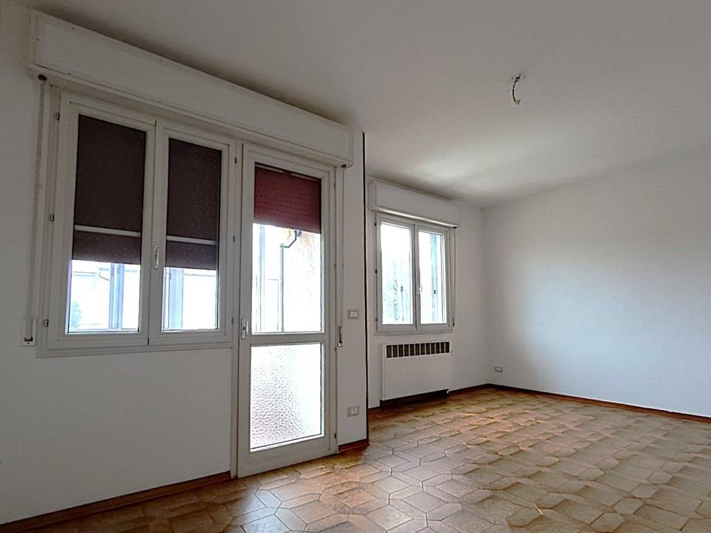 Appartamento a Bondeno in Via Domenico Cimarosa, 28 - Foto 4