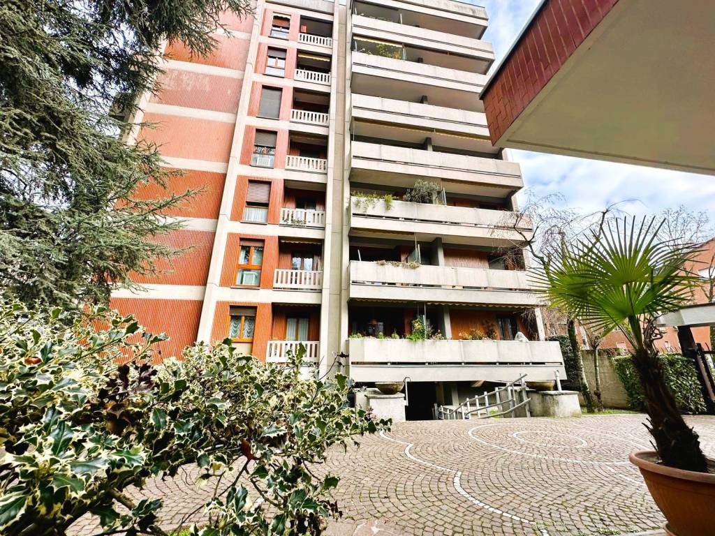 Appartamento a Monza in Via Monte Bianco, 22 - Foto 4