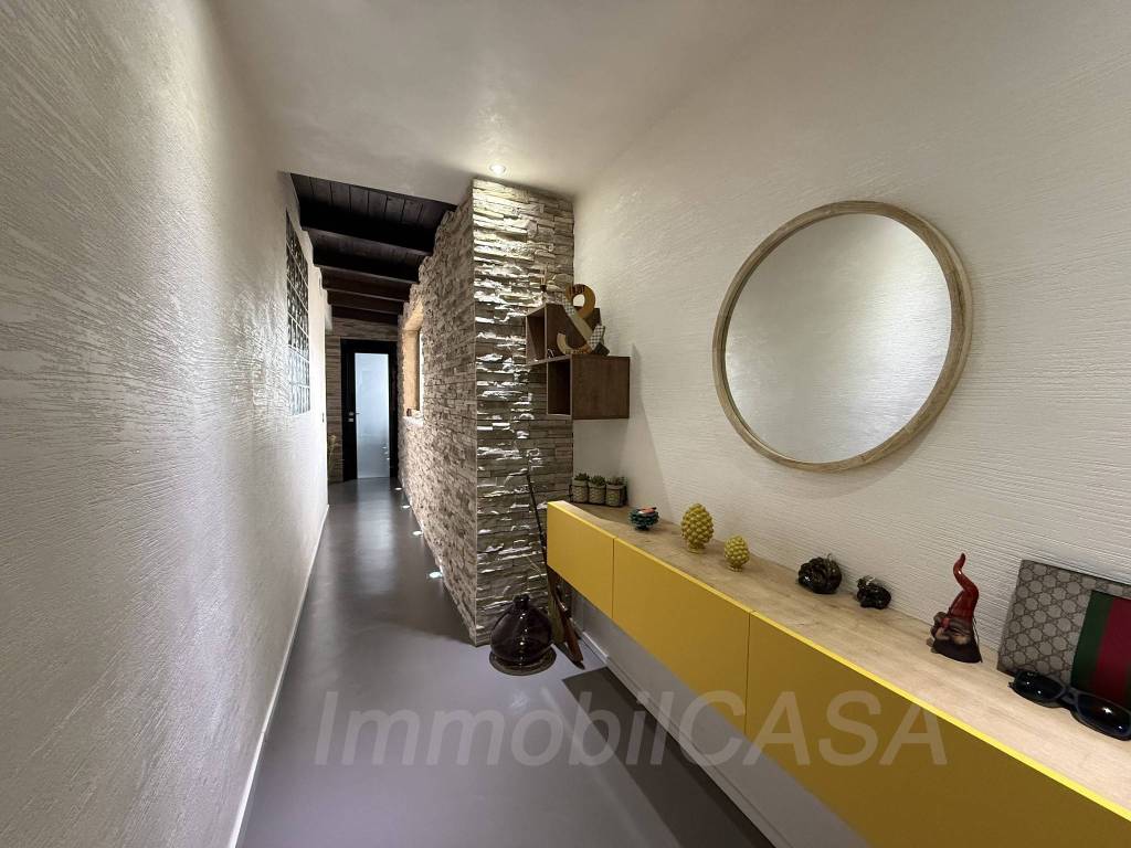 Casa indipendente a Spadafora - Foto 2