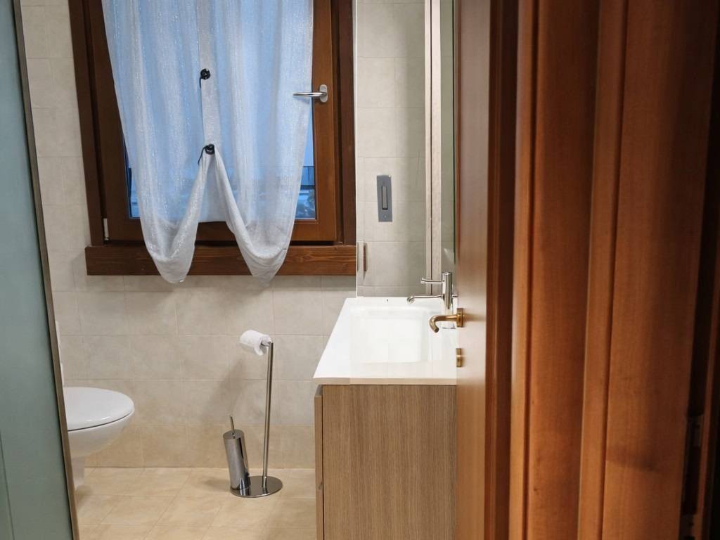 Appartamento a Verona in Via Giovanni Ongaro, 7 - Foto 5