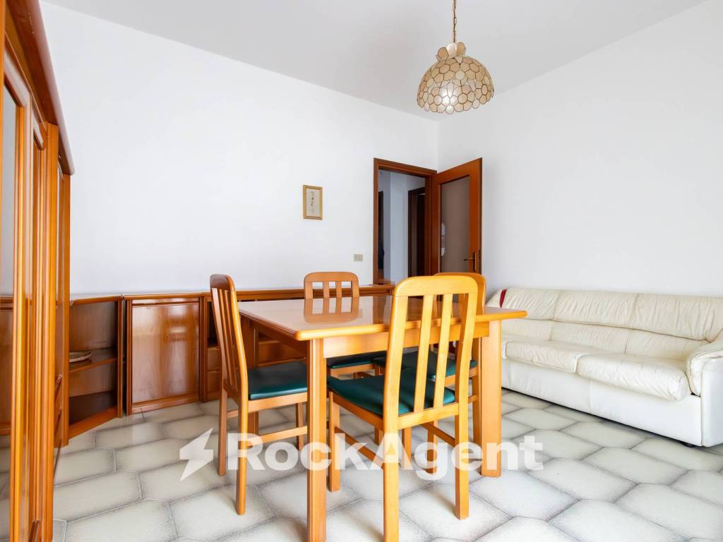 Appartamento a Catanzaro in Viale Brutium, 10 - Foto 5