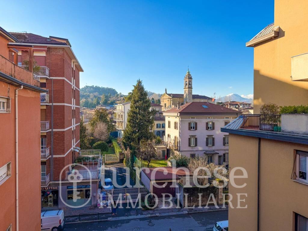 Appartamento a Bergamo in Via Alberico da Rosciate, 8 - Foto 2