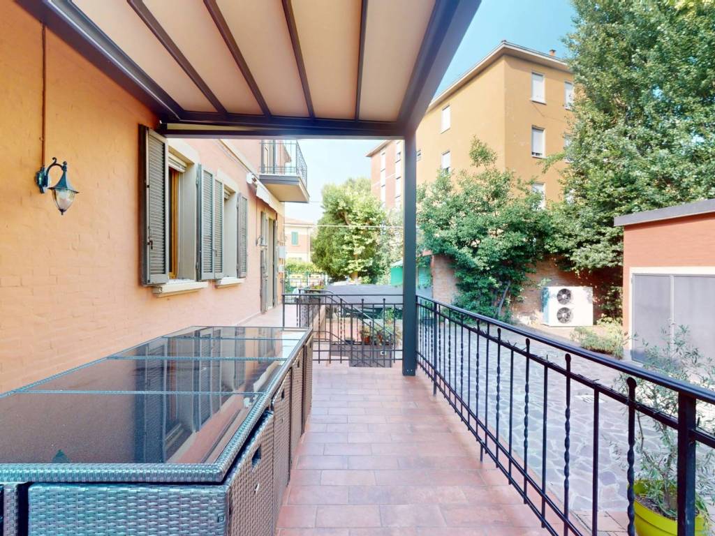 Villa a Bologna in Via Battindarno, 242 - Foto 2