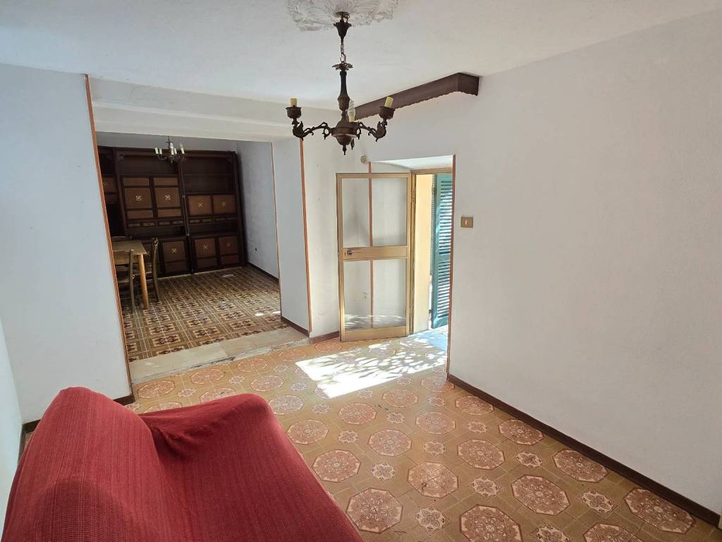 Casa indipendente a Nuoro in Via Francesco Sulis, 31 - Foto 5