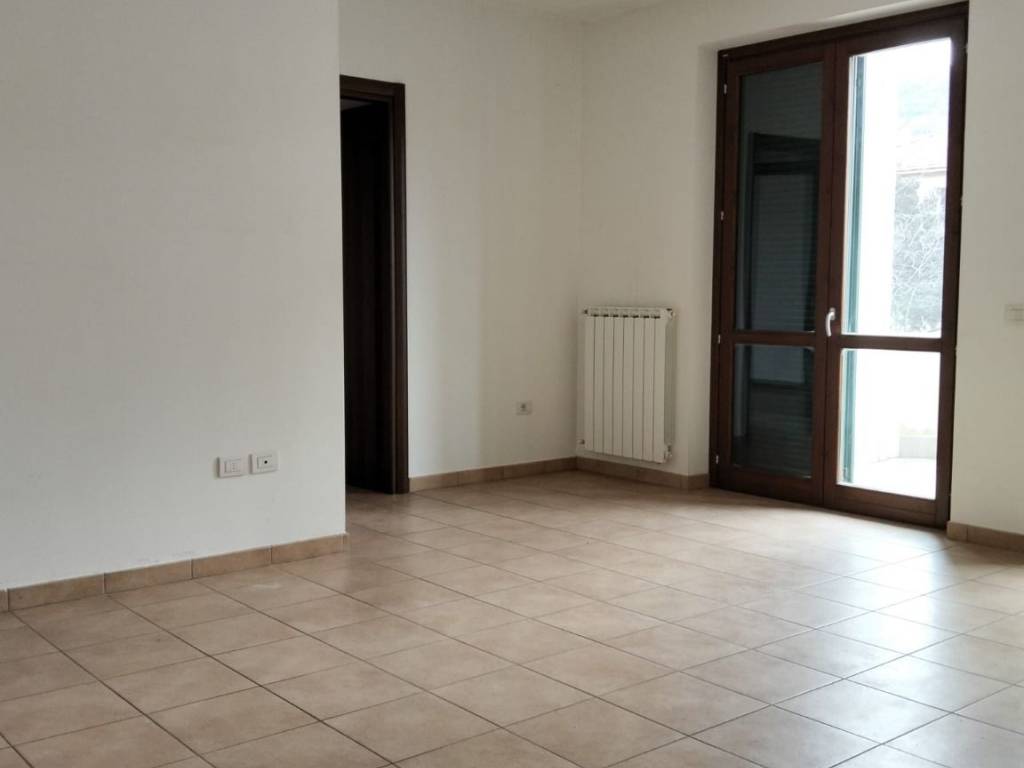 Appartamento a Terni in Strada Statale Ternana - Foto 2