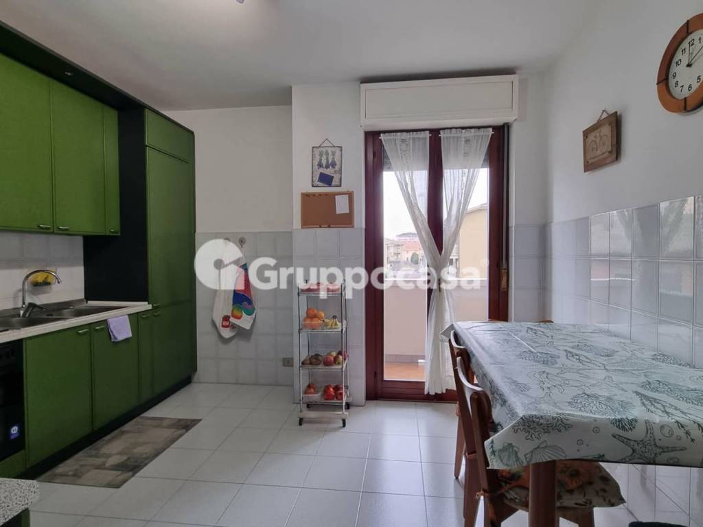 Appartamento a Trecate in Via Po - Foto 3