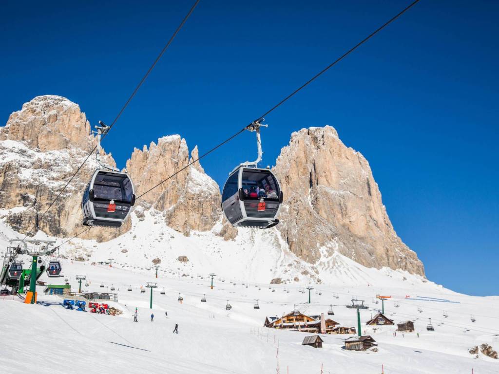 Palazzo / stabile a Campitello di fassa in Via Catinaccio - Foto 4