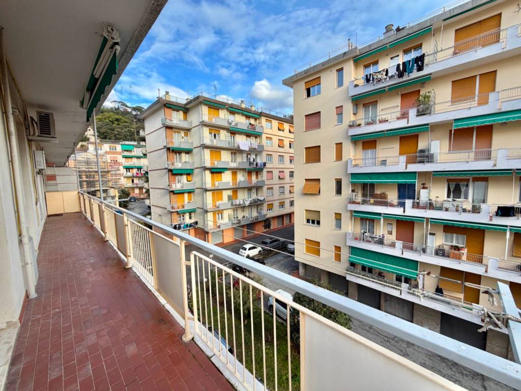 Appartamento a Genova in Via Giovanni Guglielmo Longo - Foto 3