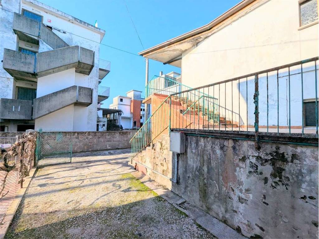 Palazzo / stabile a Grado in Viale Argine Dei Moreri , snc - Foto 3