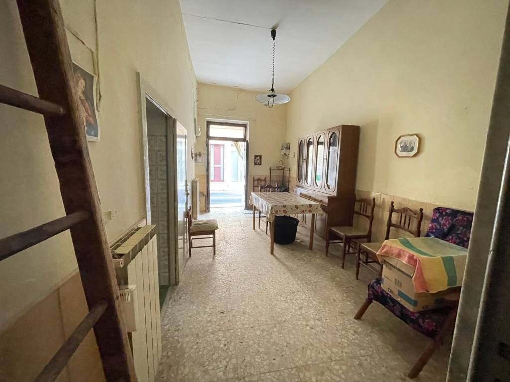 Casa indipendente a Grumo appula in Via Giuseppe Giusti, 42 - Foto 3