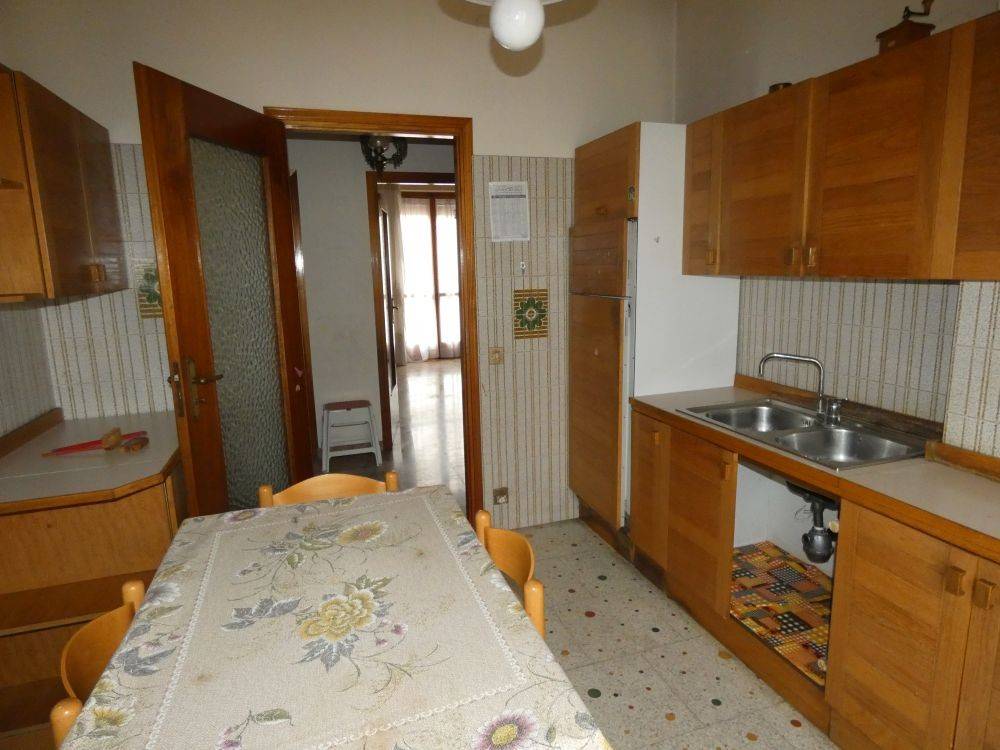Appartamento a Alba in Via Armando Diaz - Foto 4
