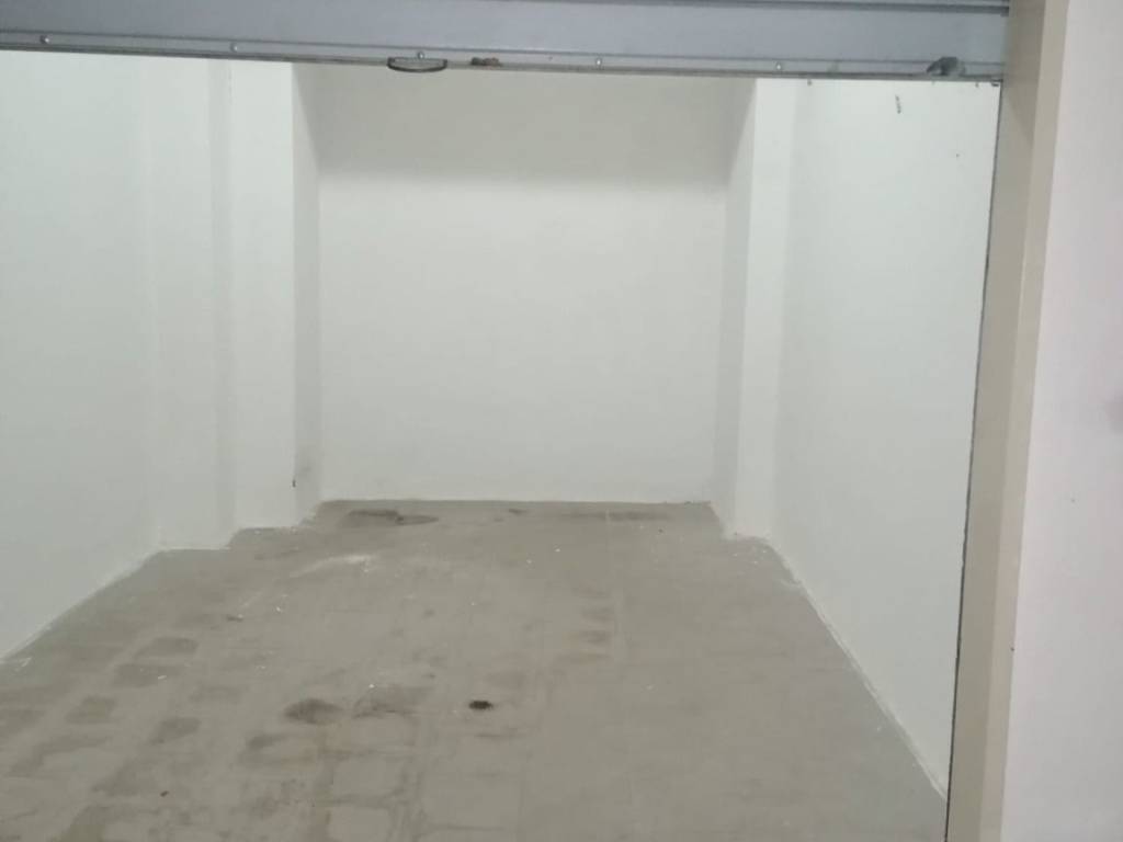 Box / garage a Foggia in Viale degli Artigiani - Foto 2