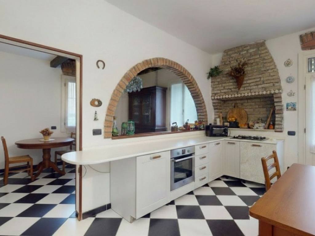 Villa a Vicenza in Via Nino Bixio - Foto 2