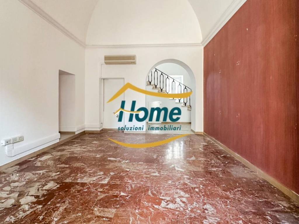Palazzo / stabile a Locorotondo in Piazza Guglielmo Marconi - Foto 2