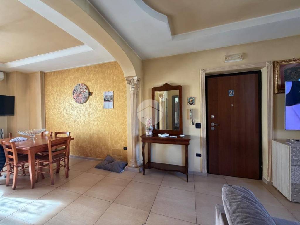 Appartamento a Afragola in Piazza Matteotti - Foto 3