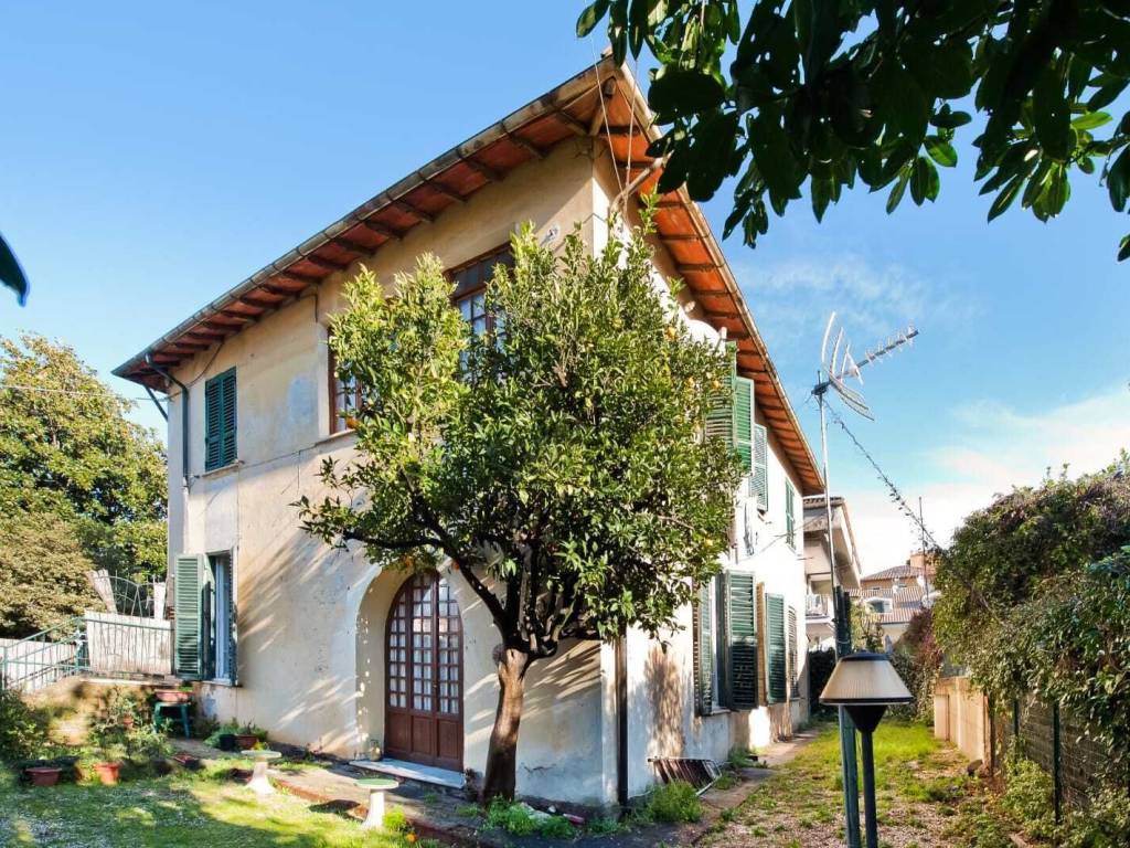 Appartamento a Grottaferrata in Via 4 Novembre - Foto 3
