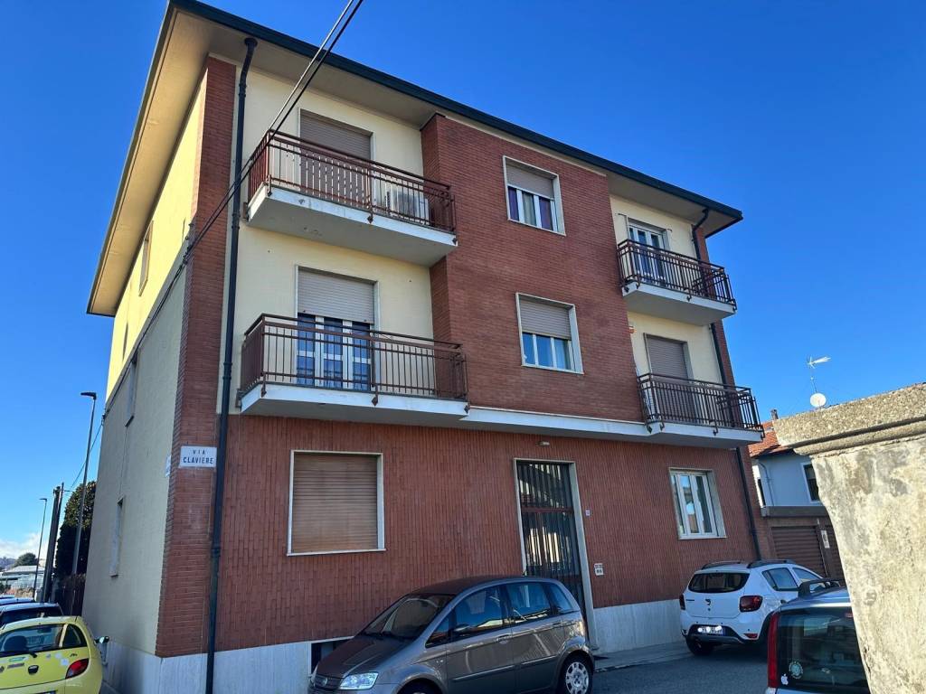 Appartamento a Rivoli in Via Claviere, 12 - Foto 2