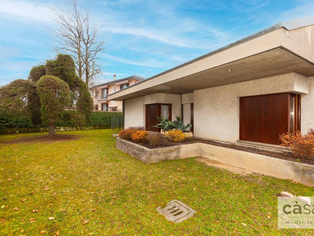 Villa a Varese in Via Renato Simoni, 6 - Foto 5