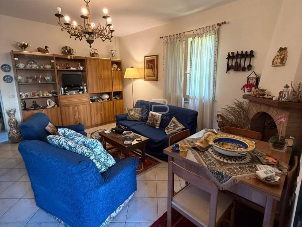 Villa a Forte dei marmi in Via Firenze - Foto 3