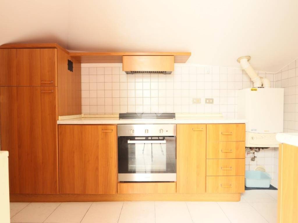 Appartamento a Alba adriatica in Via Bafile, 25 - Foto 5